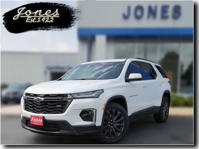 Used 2023 Chevrolet Traverse RS