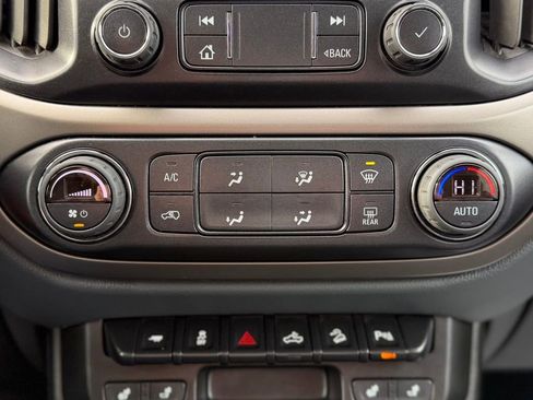 Used 2022 Chevrolet Colorado Z71 image 16