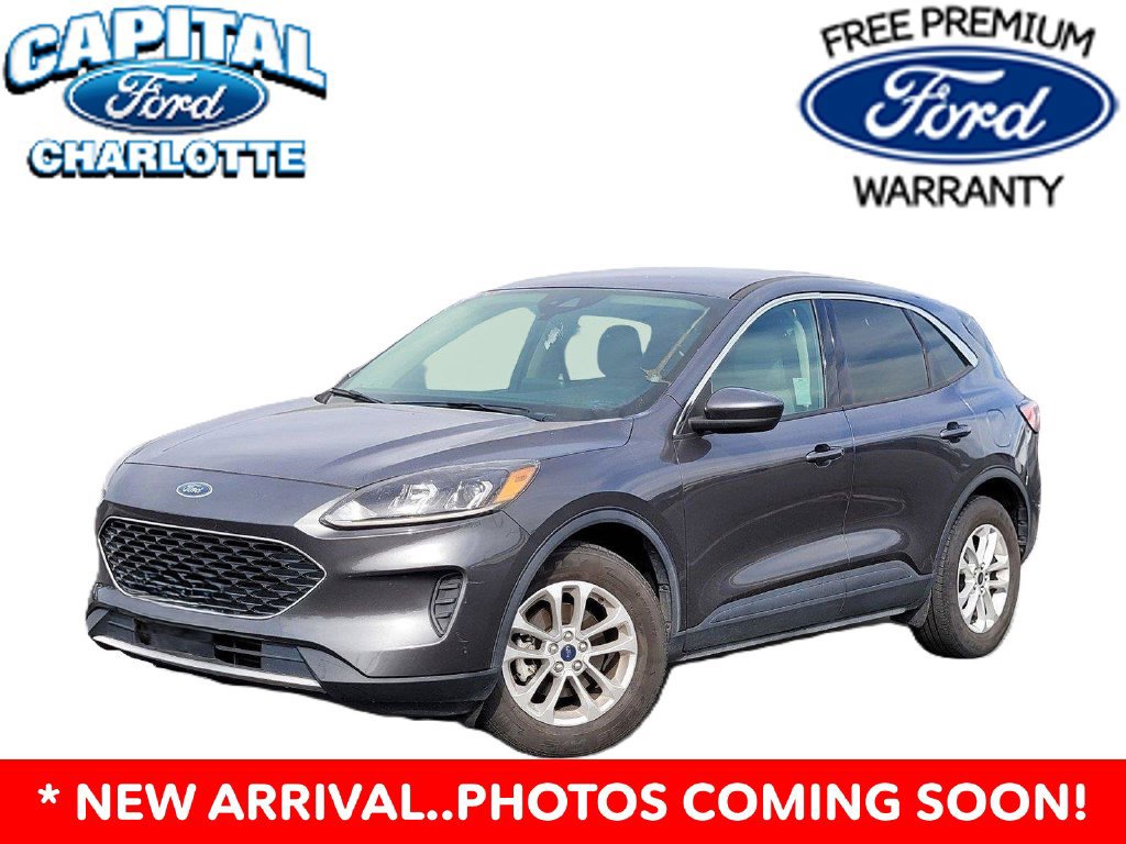 Used 2020 Ford Escape SE FWD image 2