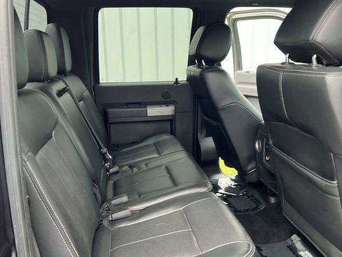 Used 2016 Ford F250 Lariat w/ Lariat Ultimate Package AWD/4WD image 16