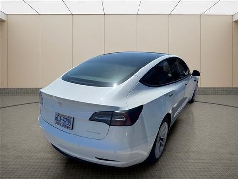 Used 2022 Tesla Model 3 Long Range AWD/4WD image 15
