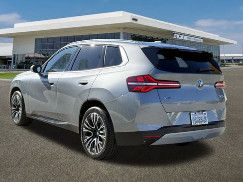 Used 2025 BMW X3 xDrive30i w/ Premium Package image 8