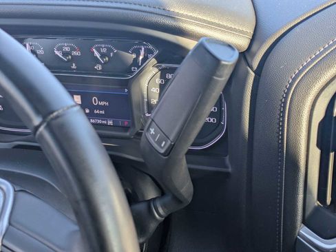 Used 2023 GMC Sierra 3500 SLT w/ SLT Premium Package image 32