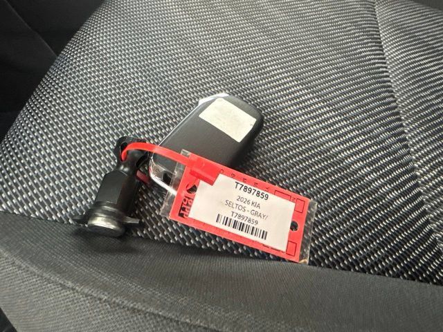 Certified 2026 Kia Seltos LX AWD/4WD image 29