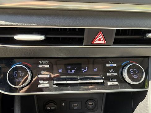 Used 2021 Hyundai Sonata SEL FWD image 19