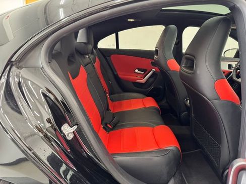 Used 2025 Mercedes-Benz CLA 250 image 17