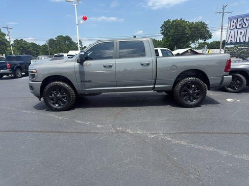 Used 2025 RAM 2500 Laramie w/ Night Edition AWD/4WD image 6