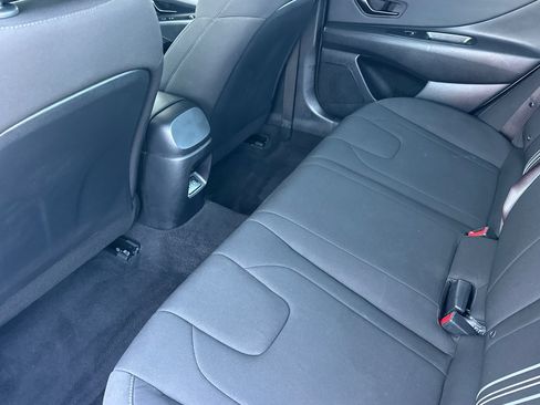 Used 2026 Hyundai Elantra Sport FWD image 12