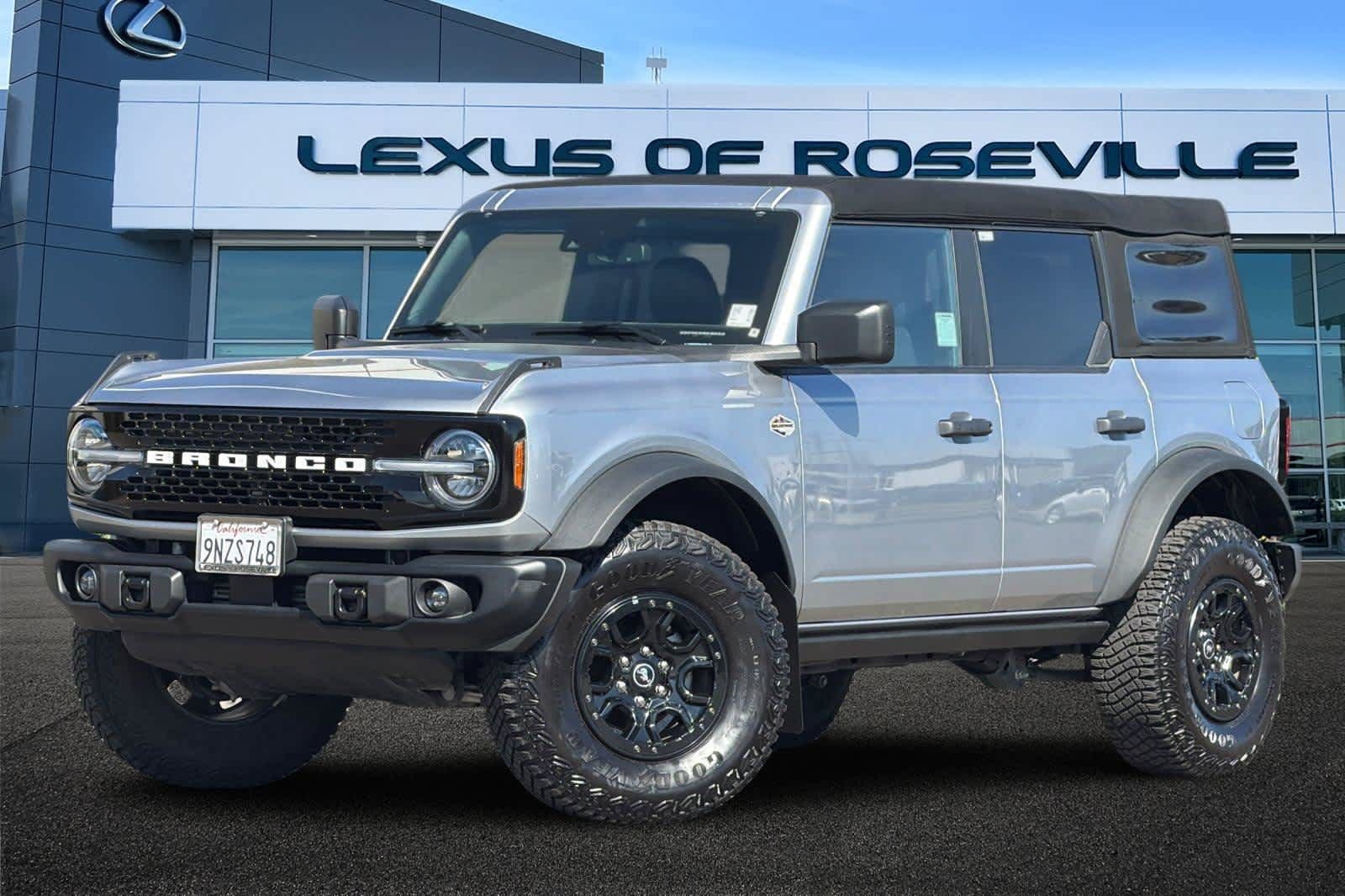 Used 2023 Ford Bronco Wildtrak AWD/4WD image 1