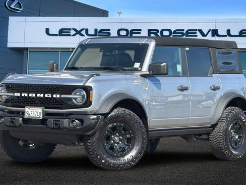 Used 2023 Ford Bronco Wildtrak AWD/4WD image 1