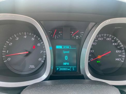 Used 2017 Chevrolet Equinox LT w/ Convenience Package AWD/4WD image 18