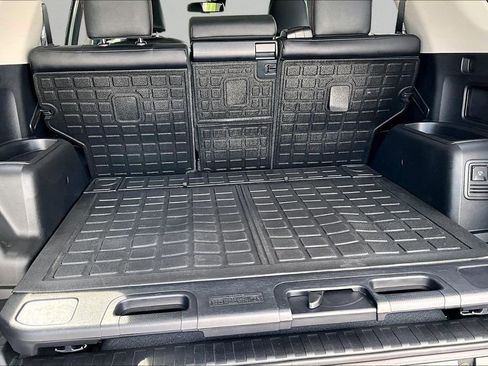 Used 2023 Toyota 4Runner TRD Off-Road Premium w/ Moonroof Package AWD/4WD image 25