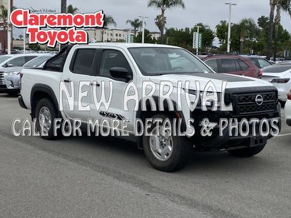 Used 2024 Nissan Frontier SV w/ Hardbody Edition