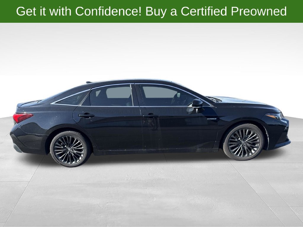 Used 2021 Toyota Avalon XSE FWD image 2