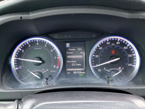 Used 2018 Toyota Highlander XLE FWD image 24