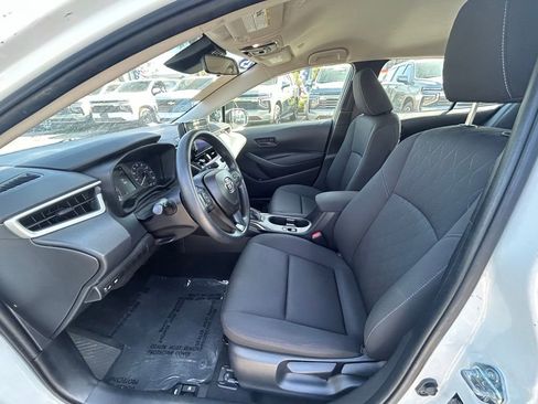 Used 2025 Toyota Corolla LE image 13