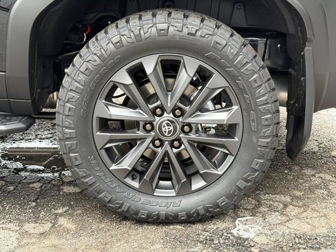New 2027 Toyota Land Cruiser w/ Premium Package AWD/4WD image 19