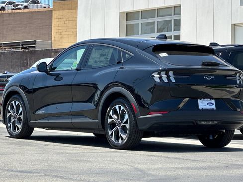 New 2026 Ford Mustang Mach-E Select RWD image 5