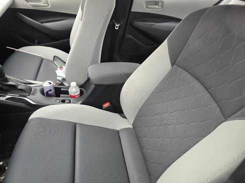 Used 2023 Toyota Corolla LE image 14