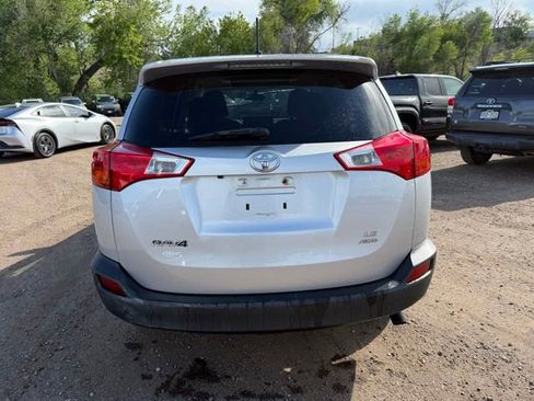 Used 2014 Toyota RAV4 LE AWD/4WD image 5