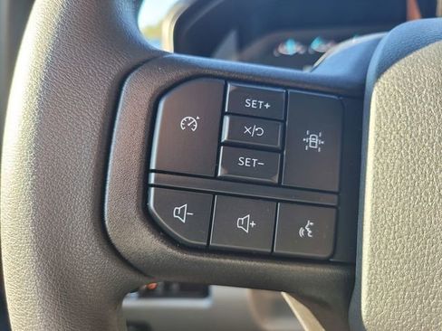 New 2025 Ford F550 4x4 SuperCab Super Duty image 36