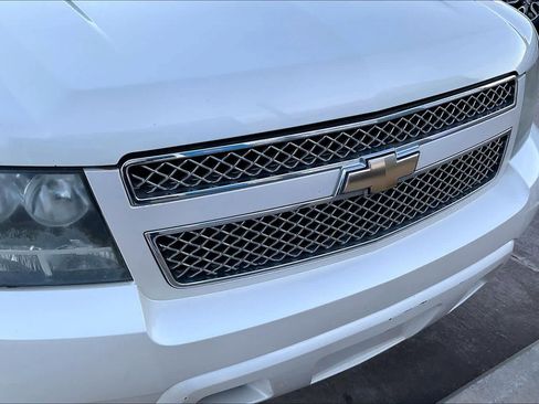 Used 2011 Chevrolet Tahoe LTZ image 29