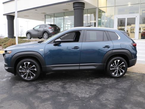 Certified 2025 MAZDA CX-50 2.5 Hybrid w/ Premium Plus Pkg image 2