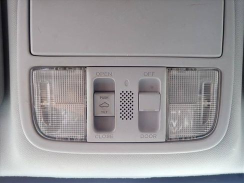 Used 2010 Honda CR-V EX image 19