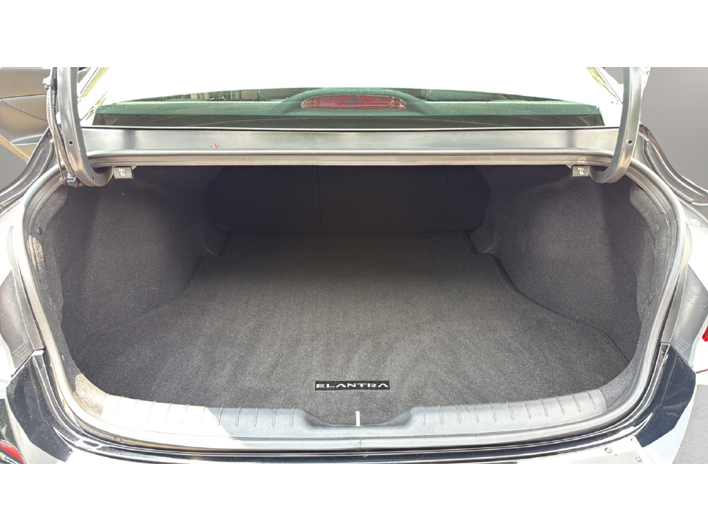 Used 2023 Hyundai Elantra N Line FWD image 17