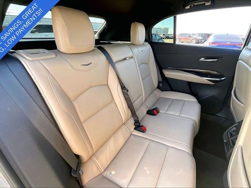 Used 2025 Cadillac XT4 Premium Luxury image 35