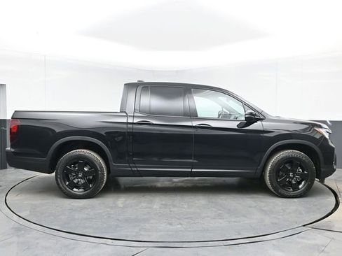 New 2026 Honda Ridgeline Black Edition image 11