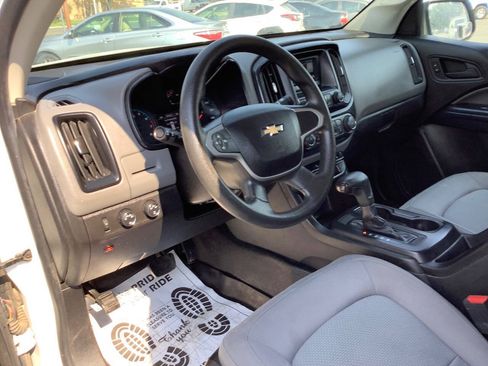 Used 2015 Chevrolet Colorado W/T w/ WT Convenience Package AWD/4WD image 27