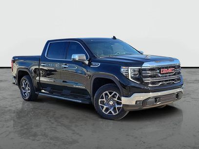 Used 2024 GMC Sierra 1500 SLT w/ SLT Premium Plus Package