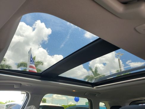 New 2025 Nissan Rogue Platinum image 25