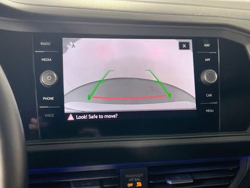 Used 2022 Volkswagen Jetta SEL image 14