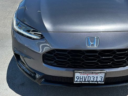 Used 2024 Honda HR-V EX-L image 4