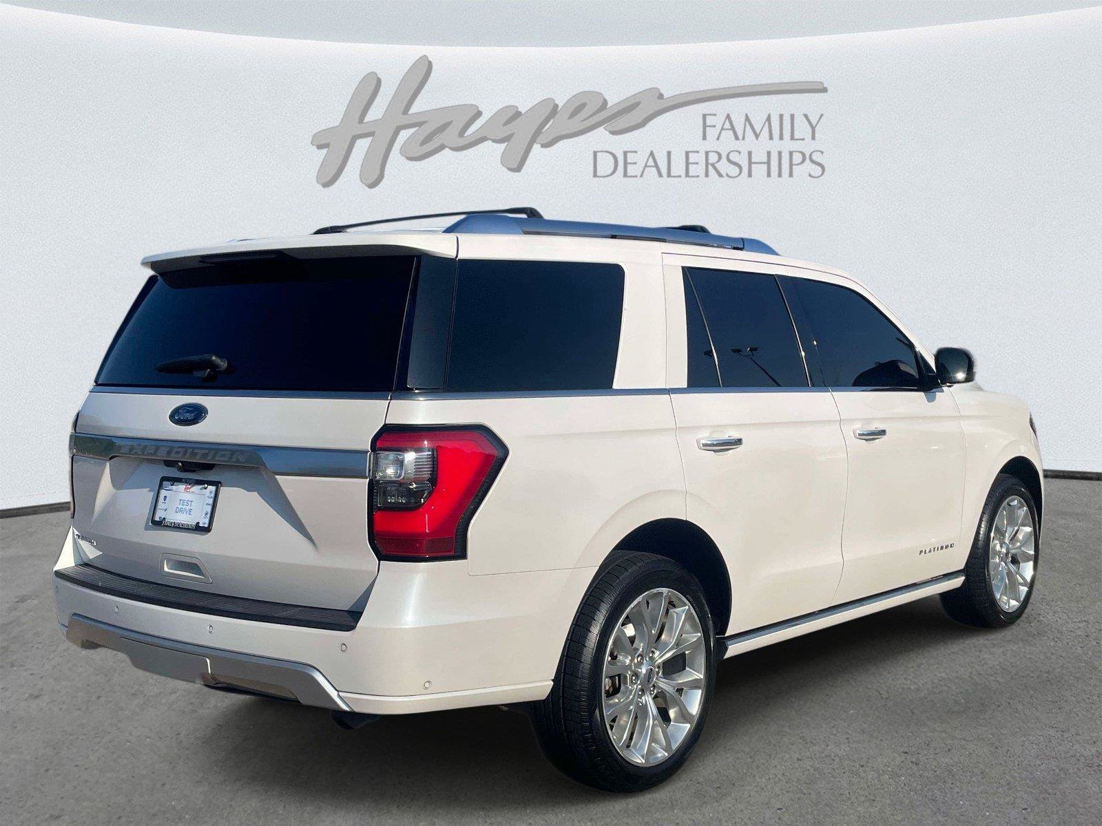 Used 2019 Ford Expedition Platinum RWD image 4