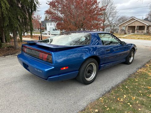 Used 1991 Pontiac Firebird Trans Am image 9