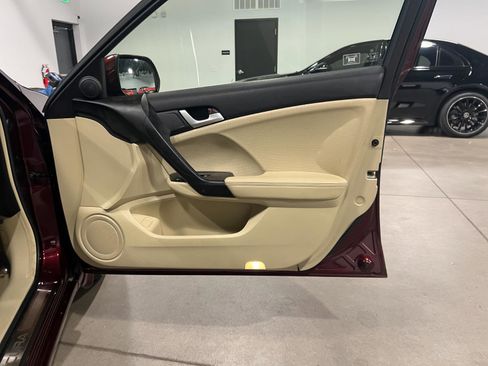 Used 2012 Acura TSX Sedan image 39