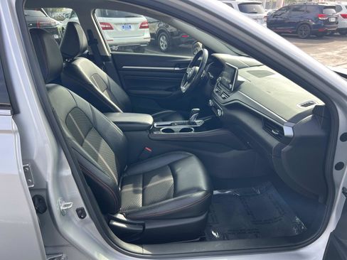Used 2023 Nissan Altima 2.5 SR image 28