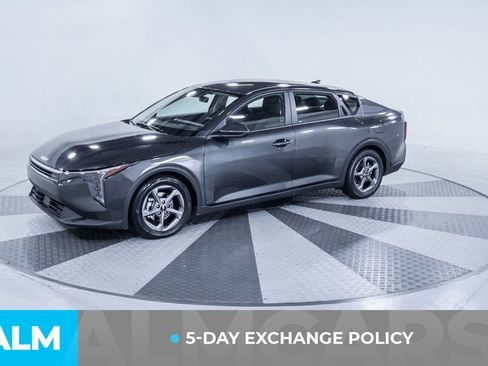 Used 2025 Kia K4 FWD image 3