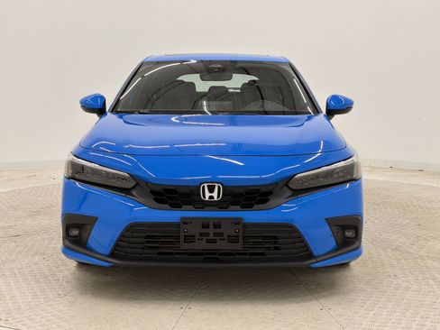 Used 2023 Honda Civic Sport Touring image 6