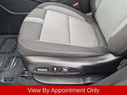 Used 2025 Chevrolet Blazer LT FWD image 14