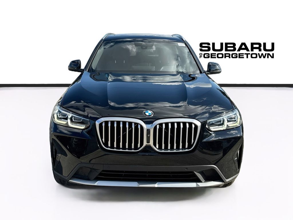 Used 2023 BMW X3 xDrive30i w/ Premium Package AWD/4WD image 2