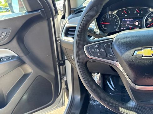 Used 2022 Chevrolet Equinox LT FWD image 24