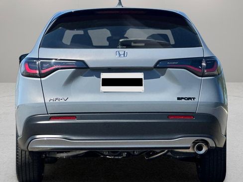 New 2027 Honda HR-V Sport image 4
