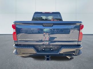 Used 2022 Chevrolet Silverado 2500 Custom w/ Custom Convenience Package AWD/4WD video 3