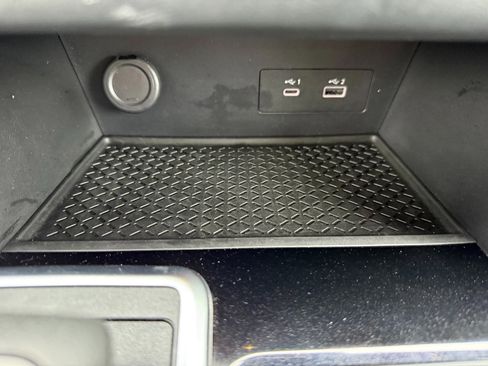 Used 2024 Nissan Pathfinder SV w/ SV Premium Package image 29