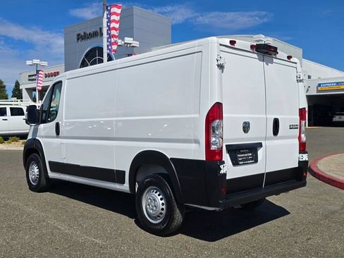 Used 2025 RAM ProMaster 2500 FWD image 6