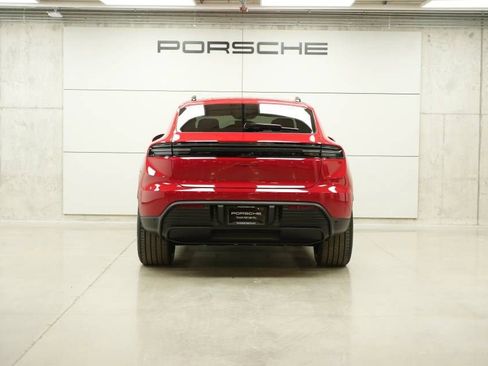 New 2026 Porsche Macan 4 Electric AWD/4WD image 6